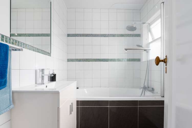 1 Gilchrist Street Te Aroha_16