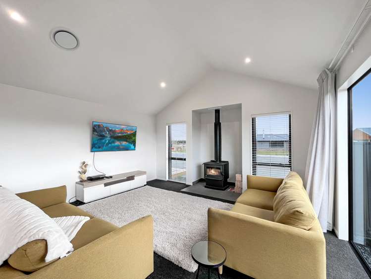 15 Aoraki Crescent Twizel_8