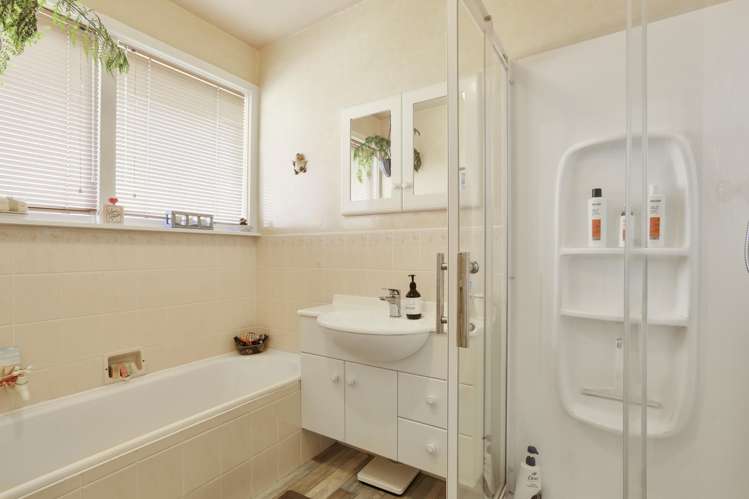 36 Reynolds Avenue Bishopdale_18