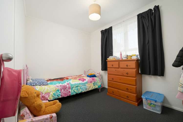 52 Robertson Road Mangere East_18