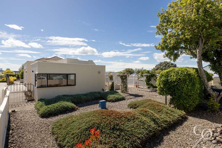 2/51 Cliff Road Tauranga Central_33