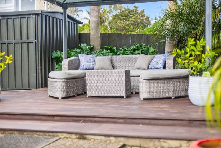 7 Tyrian Close Half Moon Bay_47