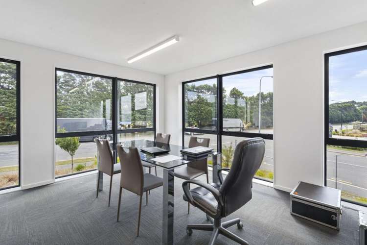 41 Kairua Road Hornby_19