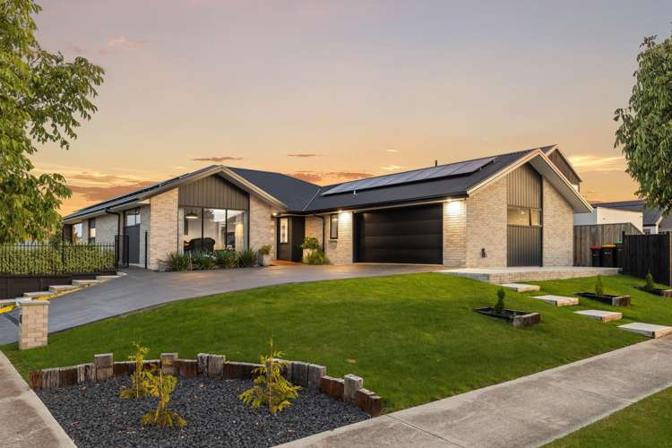 62 The Esplanade Pegasus_0