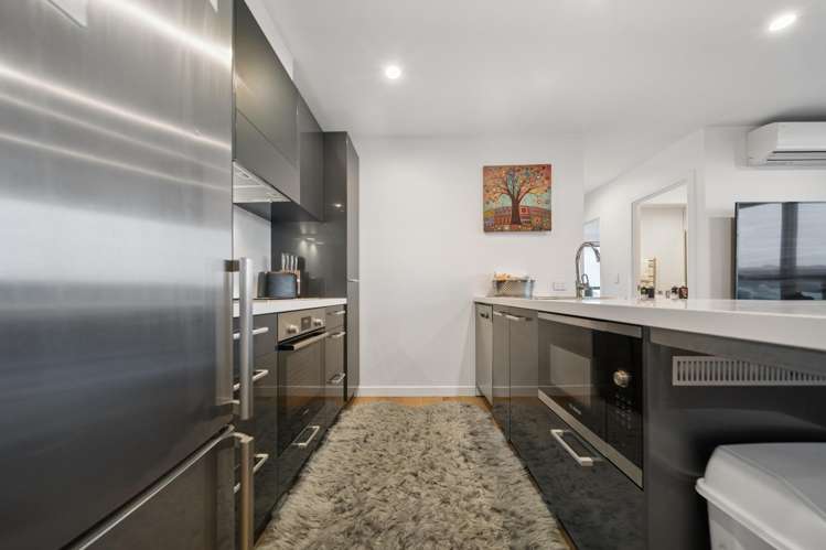 709/8 Lakewood Court_5