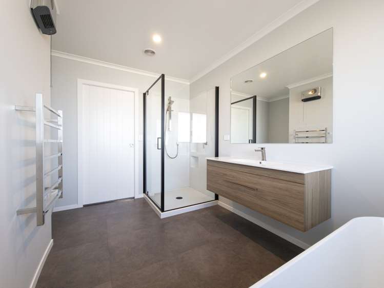 14 Dingle Street Lake Hawea_12