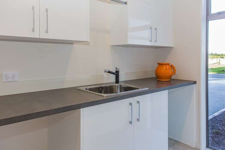 4/456 Curraghs Road West Melton_38