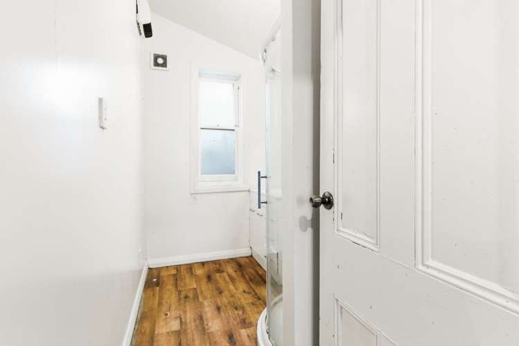 91 & 91A London Street Dunedin Central_10