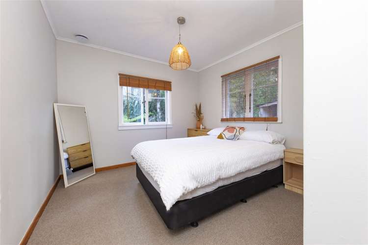 5 Grovelands Way Titirangi_16