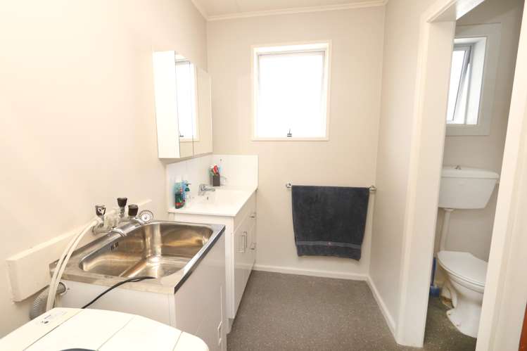 2/59 Cameron Street Ashburton_11