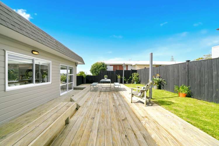 11 Marina Road Torbay_22