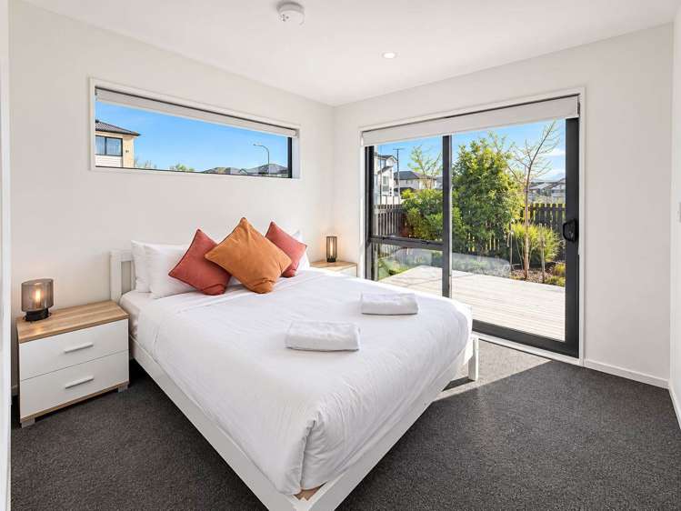 2 Papa Takaro Lane Flat Bush_24
