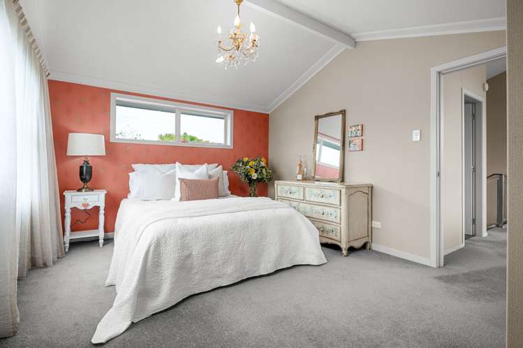 17 Pollock Drive Chartwell_24