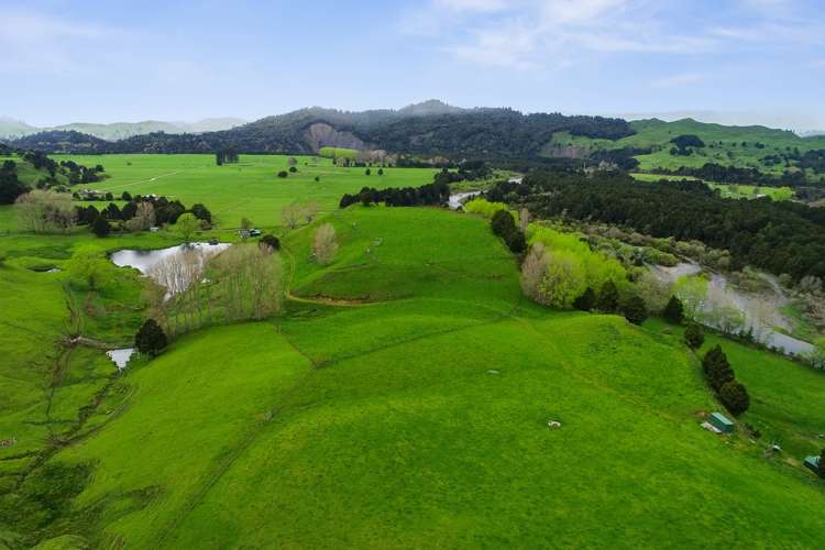 Stone Jug Road Kakahi_11