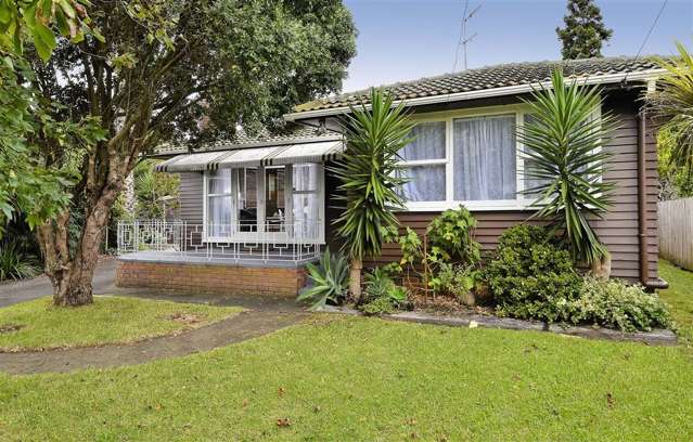 8 Toatoa Place Mangere Bridge_1