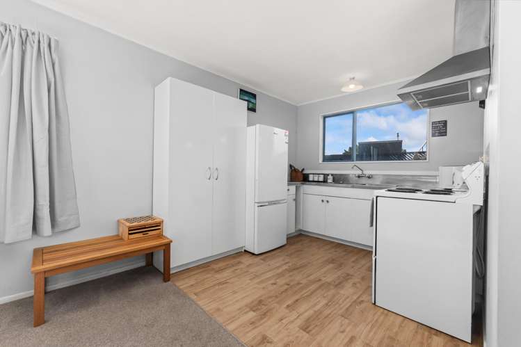 42 Rutherford Drive Waikanae Beach_14