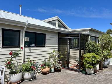 2/9 Calliope Road_1