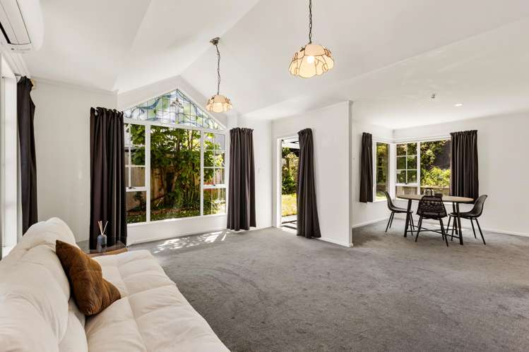 6 Erskine Close Island Bay_2