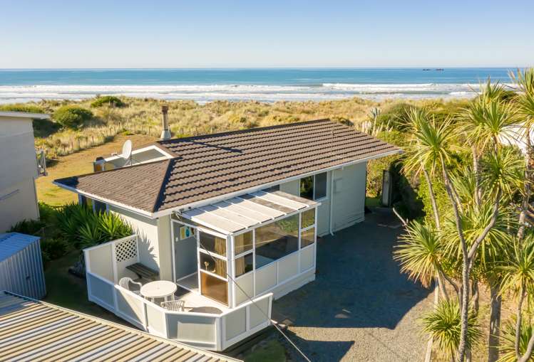 55 Blue Pacific Parade Riversdale Beach_0