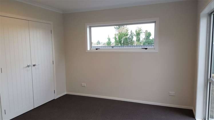 56 Stan Heather Drive Glenview_4