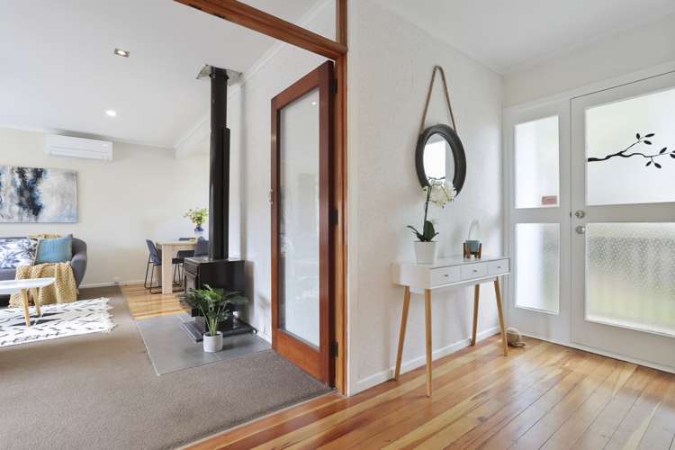 37 Rimutaka Place Titirangi_16