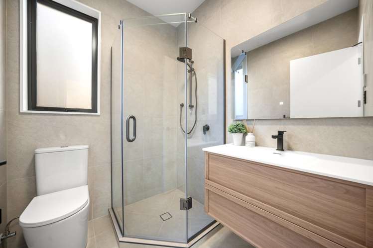 24 Streamview Way Long Bay_20