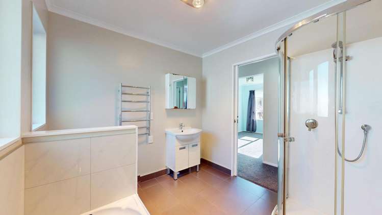 53 Hazlewood Avenue 1286_9