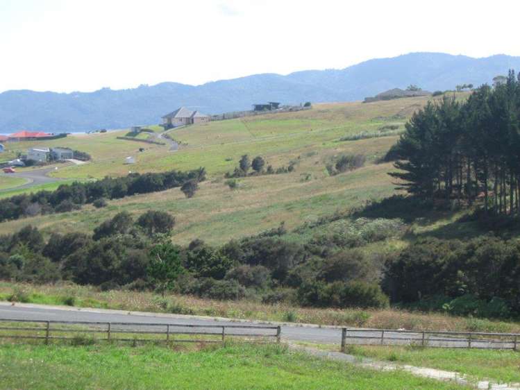 12 Pekama Drive Cable Bay_5