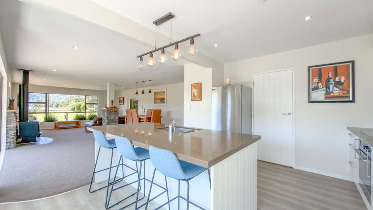 126 Patiki Place Whangamatā_20