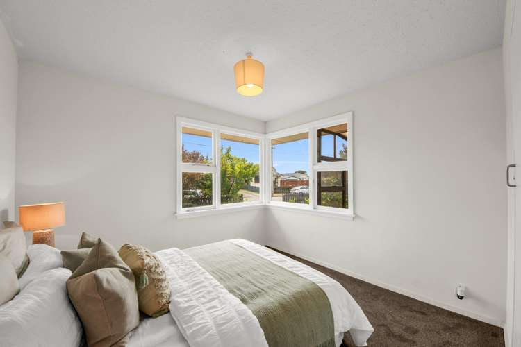 22 Yarmouth Street Aranui_12