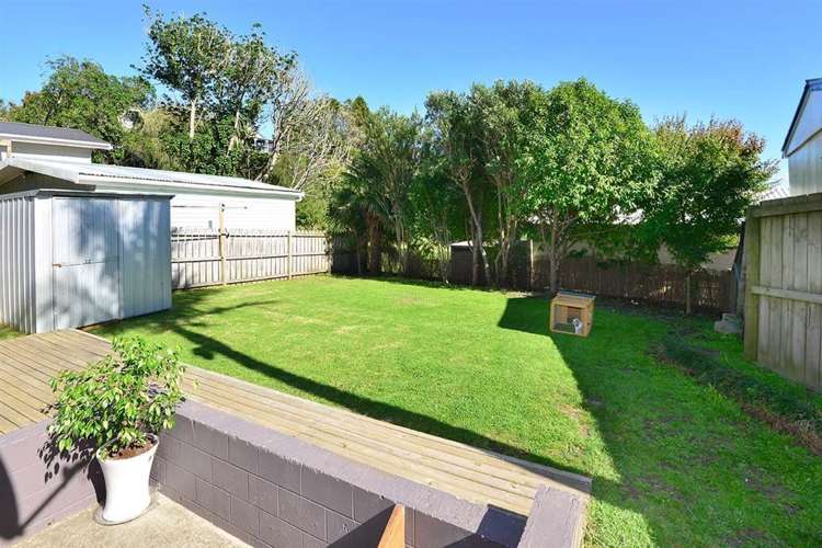 6 Pohutukawa Avenue Red Beach_14