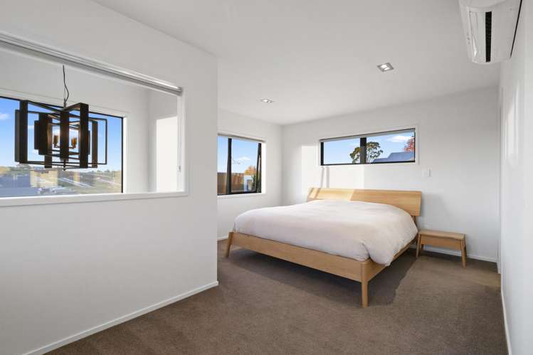 5 Ridge View Crescent Pukekohe_16