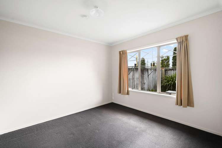 2/201 Massey Street 1067_6