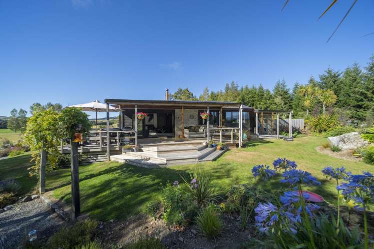 423A Te Anau Mossburn Highway Te Anau_28