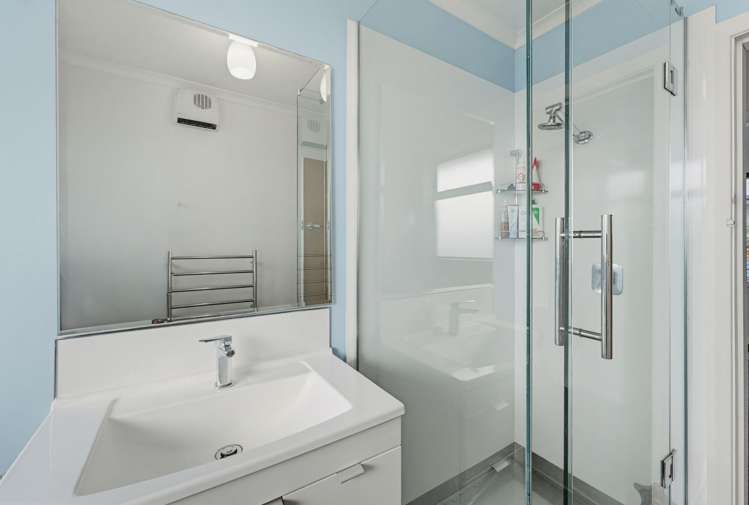 1 Goulds road Marchwiel_10