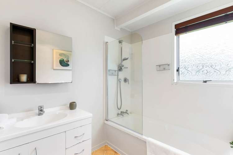 21 Erica Road Sunnynook_5