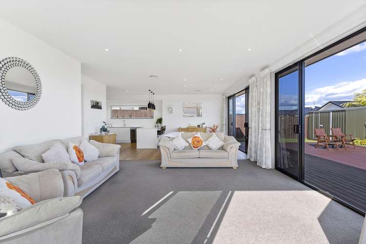 63 Eighth View Avenue Beachlands_14