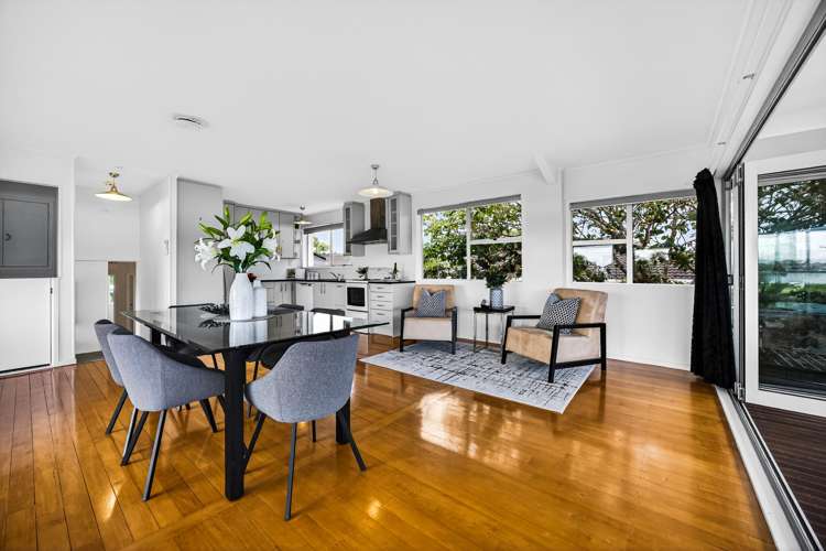 70 Kiwi Esplanade Mangere Bridge_7