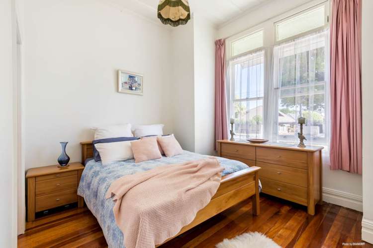 9 Miro Road Greenlane_10
