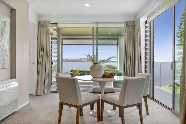 Upsize Your Lifestyle - Waterfront, No Less