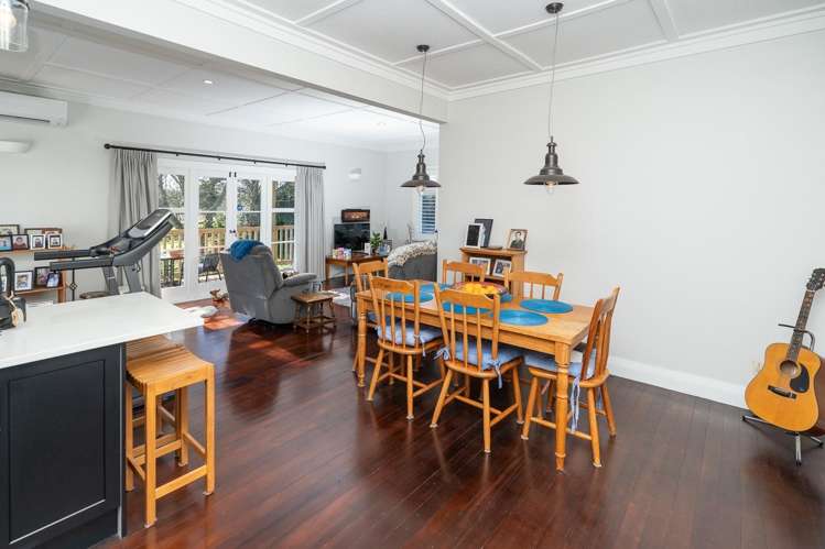 241 Brymer Road 500153_6