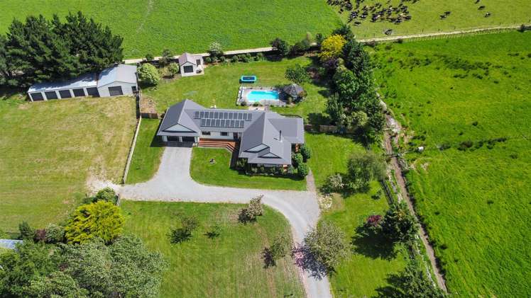 38 Portland Road Carterton_25