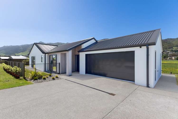 100 Waipunahau Road Waikanae_0