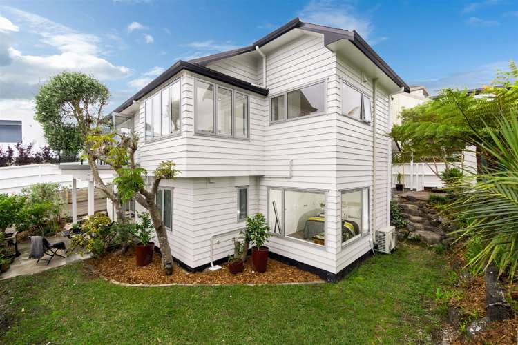 2/14 Bournemouth Terrace Murrays Bay_15