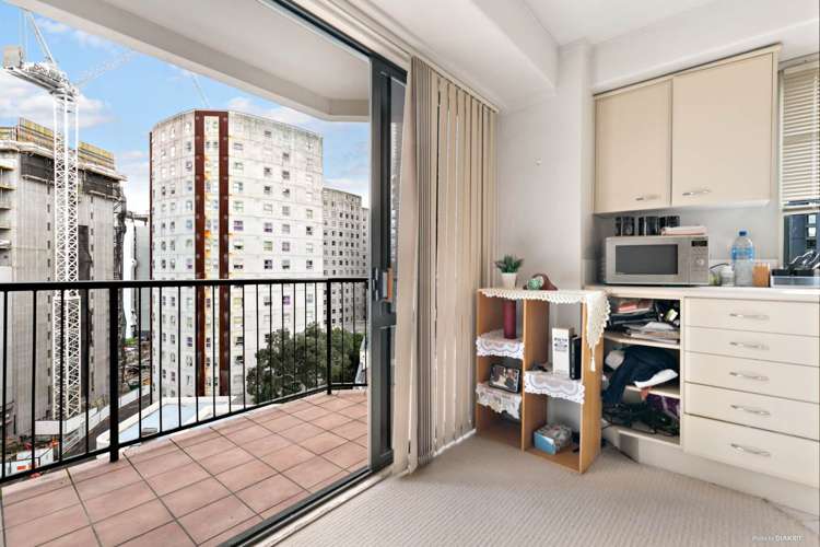 8d/6 Whitaker Place Grafton_1