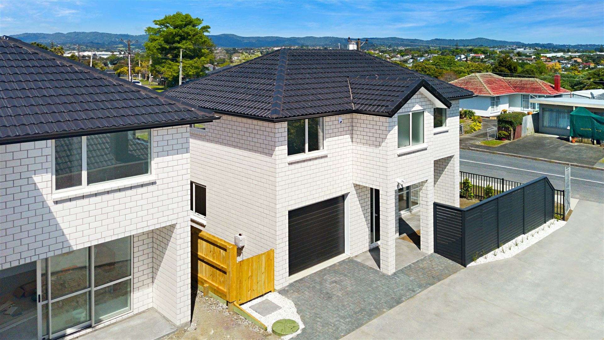 14b Kirrie Avenue Te Atatu South_0