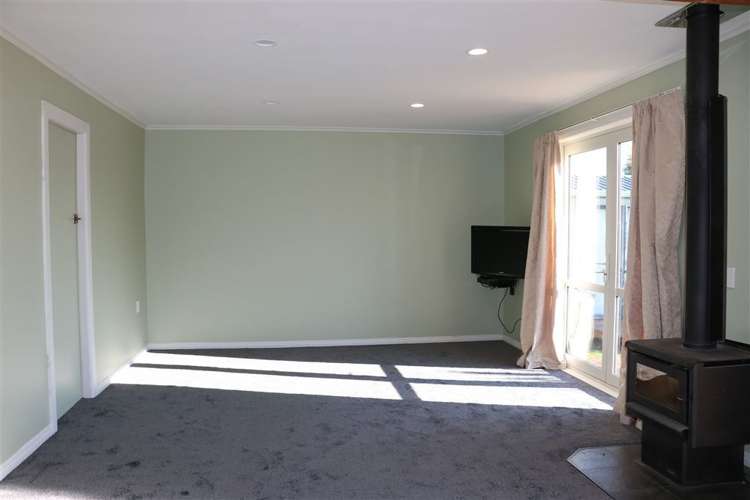 32 Penfold Square Leithfield_6