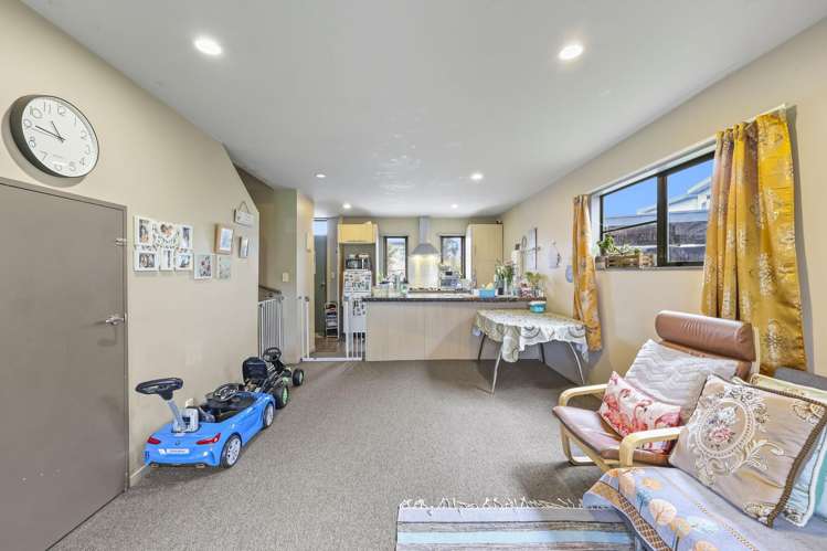 50/42 Holly Street_4