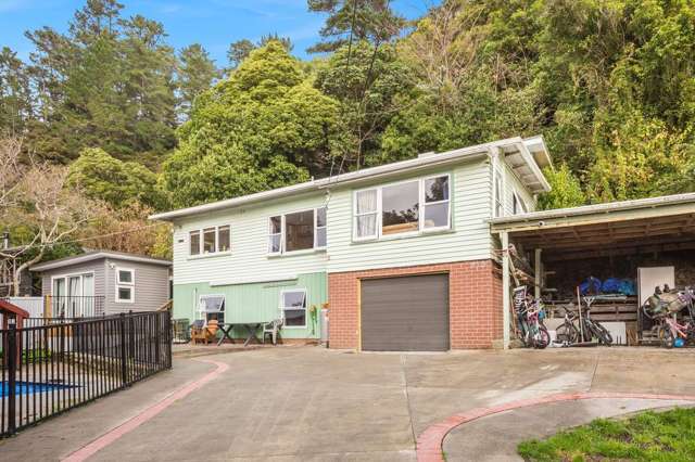 112 Hine Road Wainuiomata_1