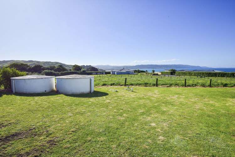 4 Waihinahina Way Māhia_22